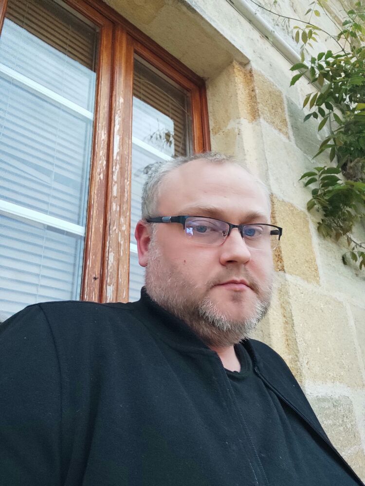  22824901  Igor, 36 ,    Evry