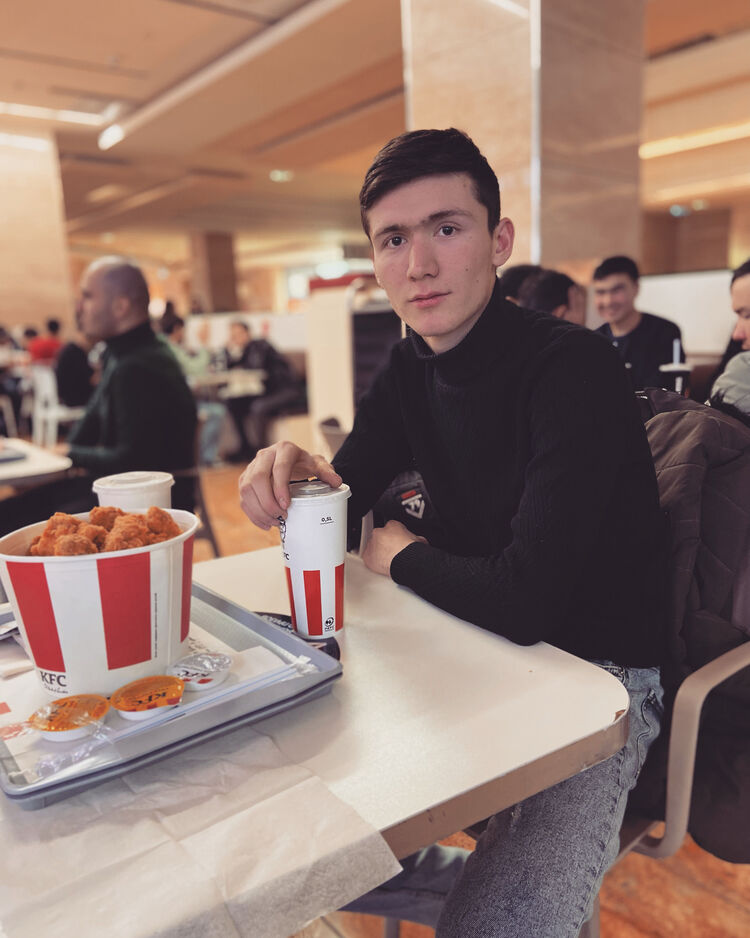 ���� 31932031 ����� Islombek, 24 ����, ���� ���������� � ������