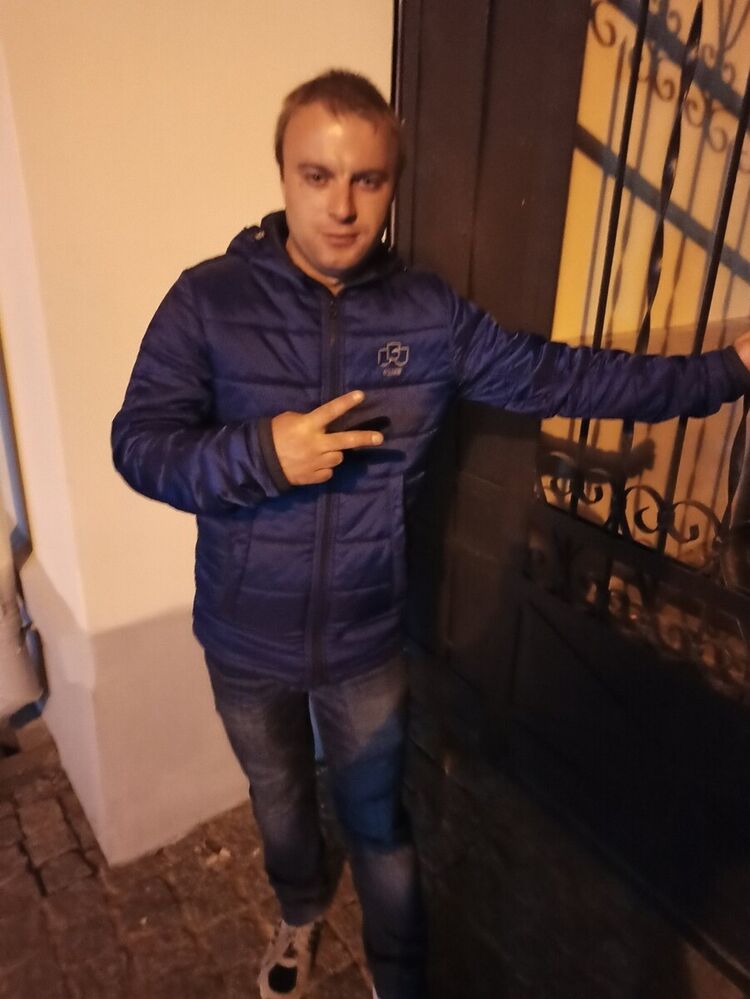  20052651  , 34 ,    
