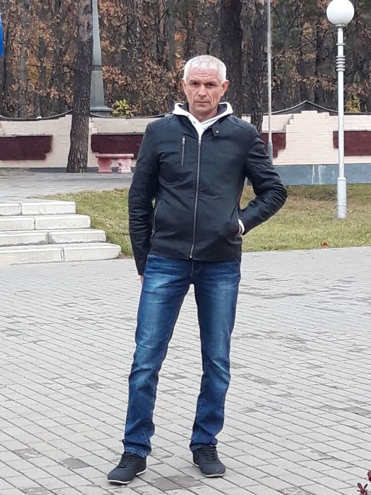  27800441  Vladimir, 49 ,     