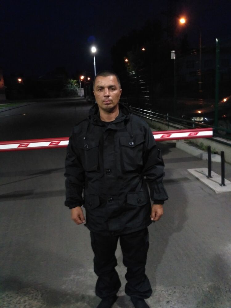  ,   Mihail, 49 ,   ,   , c 