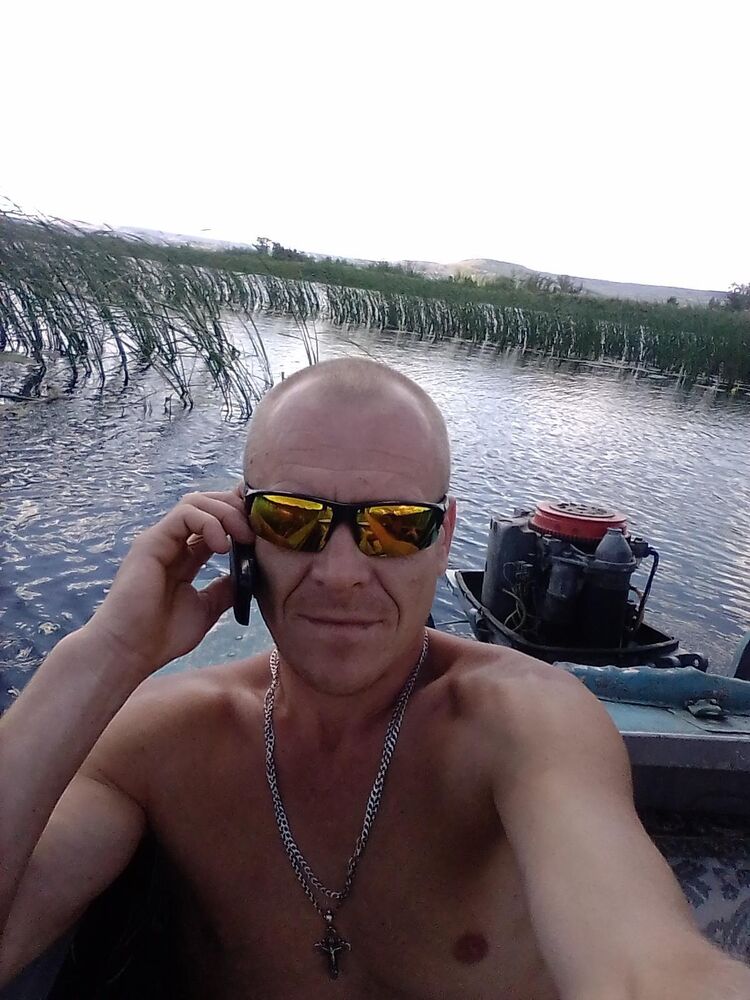  41273091  , 44 ,    