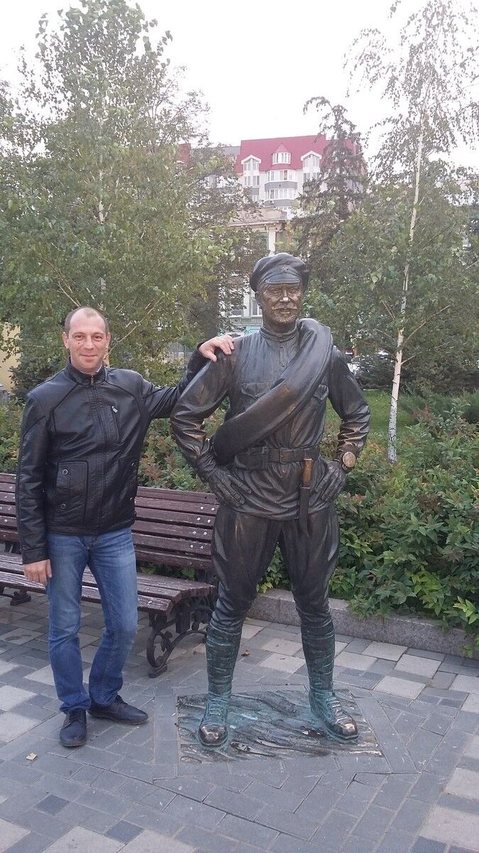  ,   Andrey, 46 ,   