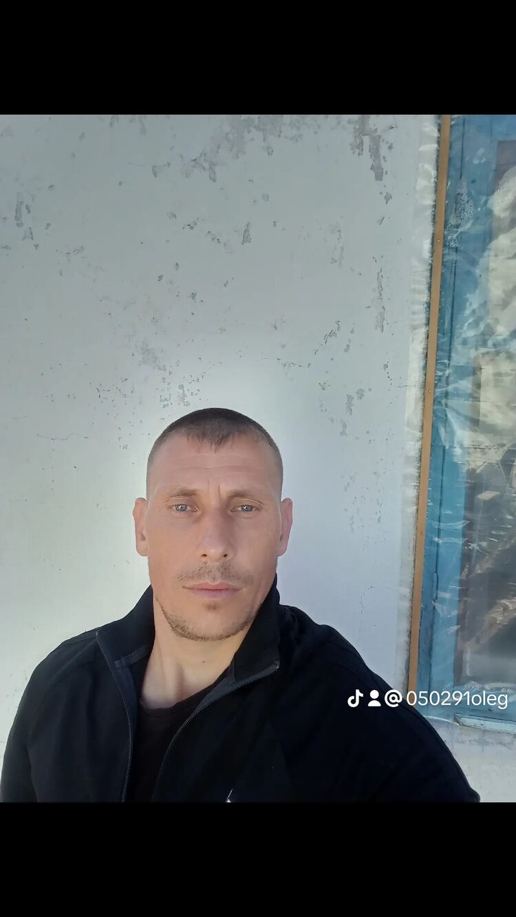  43318081  Oleg, 34 ,    