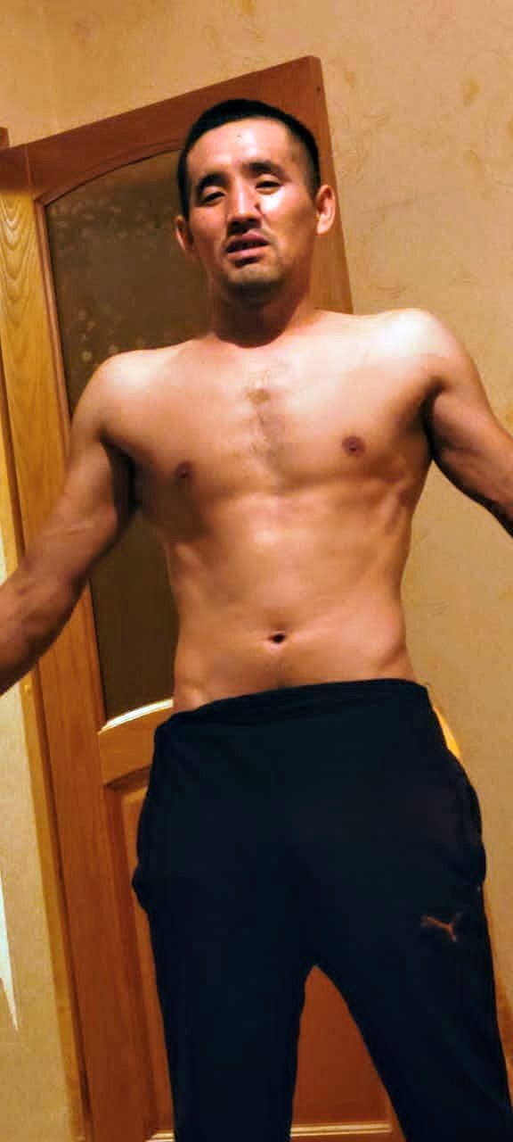  ,   Donibek, 33 ,   c 