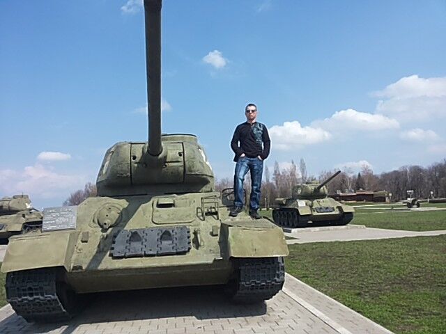  ,   Andrejs, 48 ,  