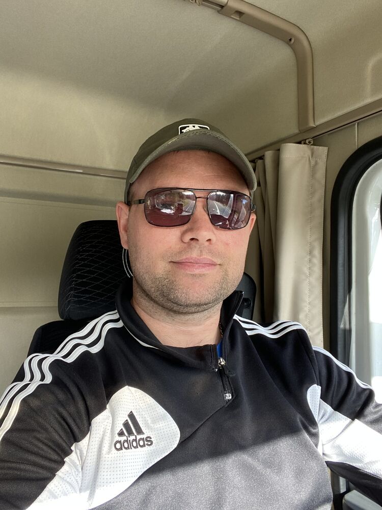 ���� 37945131 ������� �������, 28 ���, ���� ���������� � �����-����������