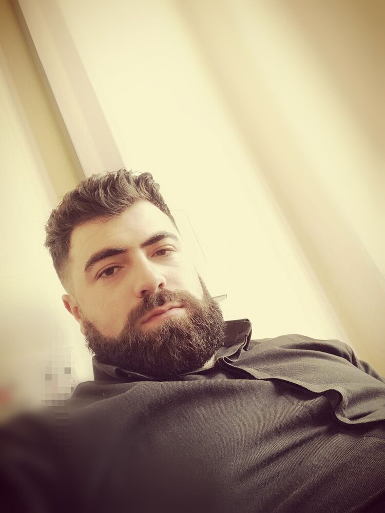  ,   Hayk, 27 ,   ,   , c 