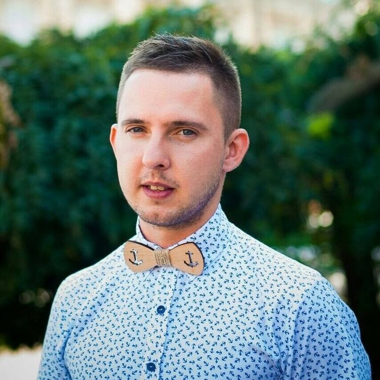  8982301  Vladymyr, 36 ,    