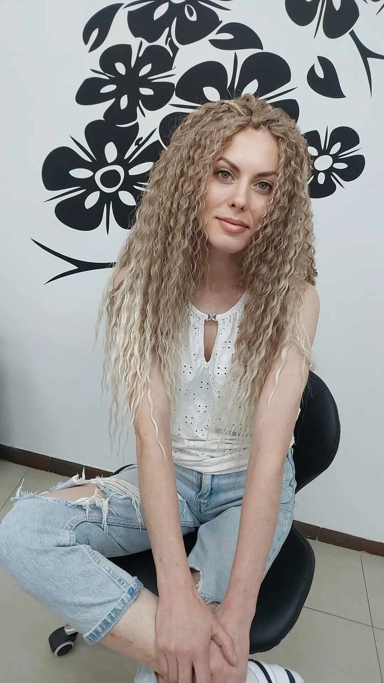  Bielany Wroclawskie,   Iryna, 41 ,   ,   