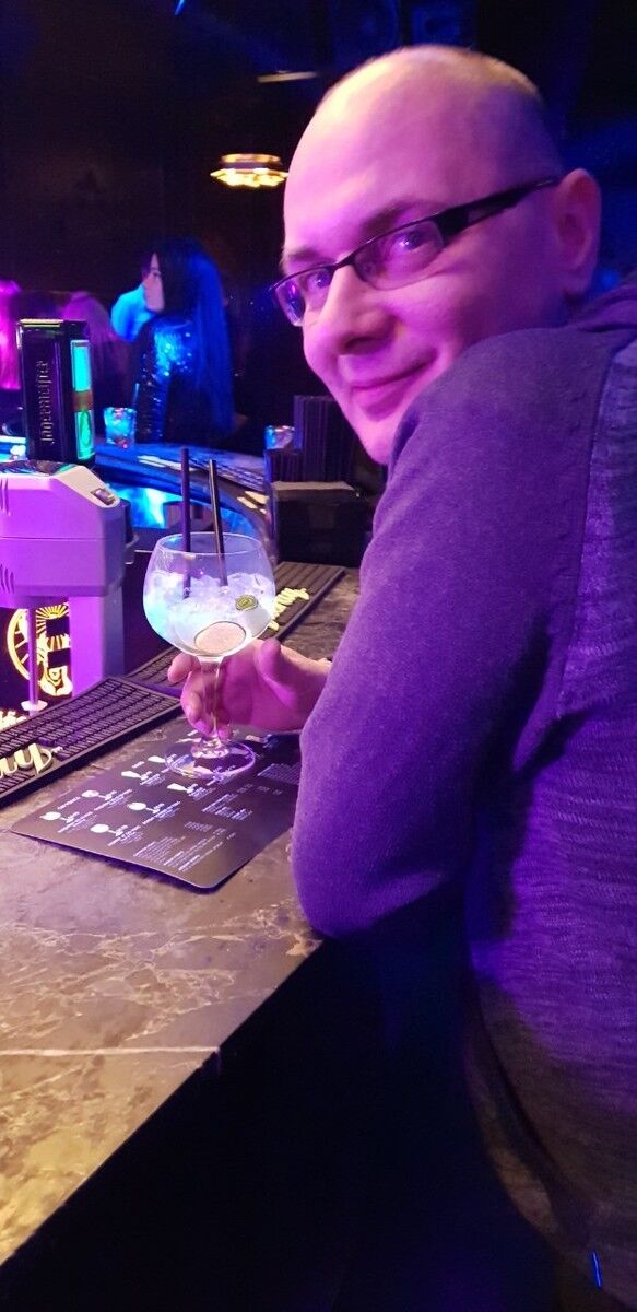  ,   Aleks, 42 ,  