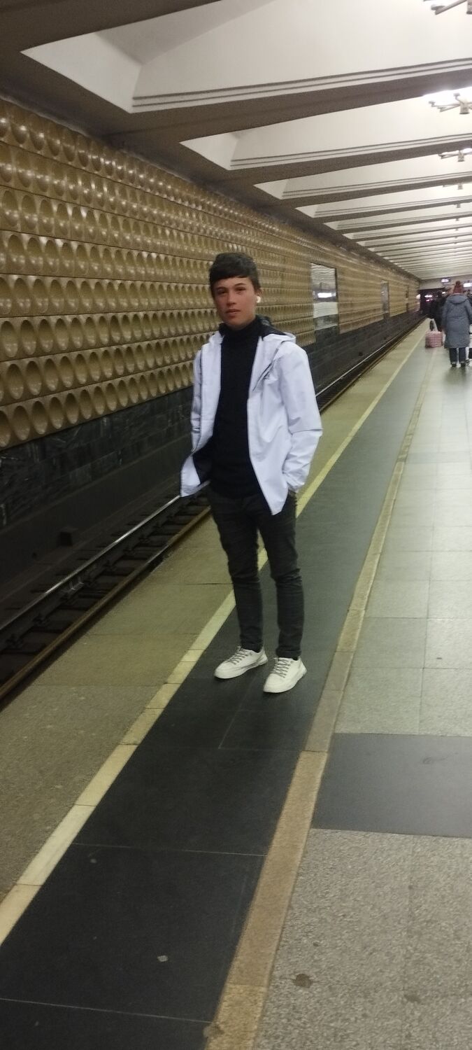  35086351  Asilbek, 21 ,    Kyo