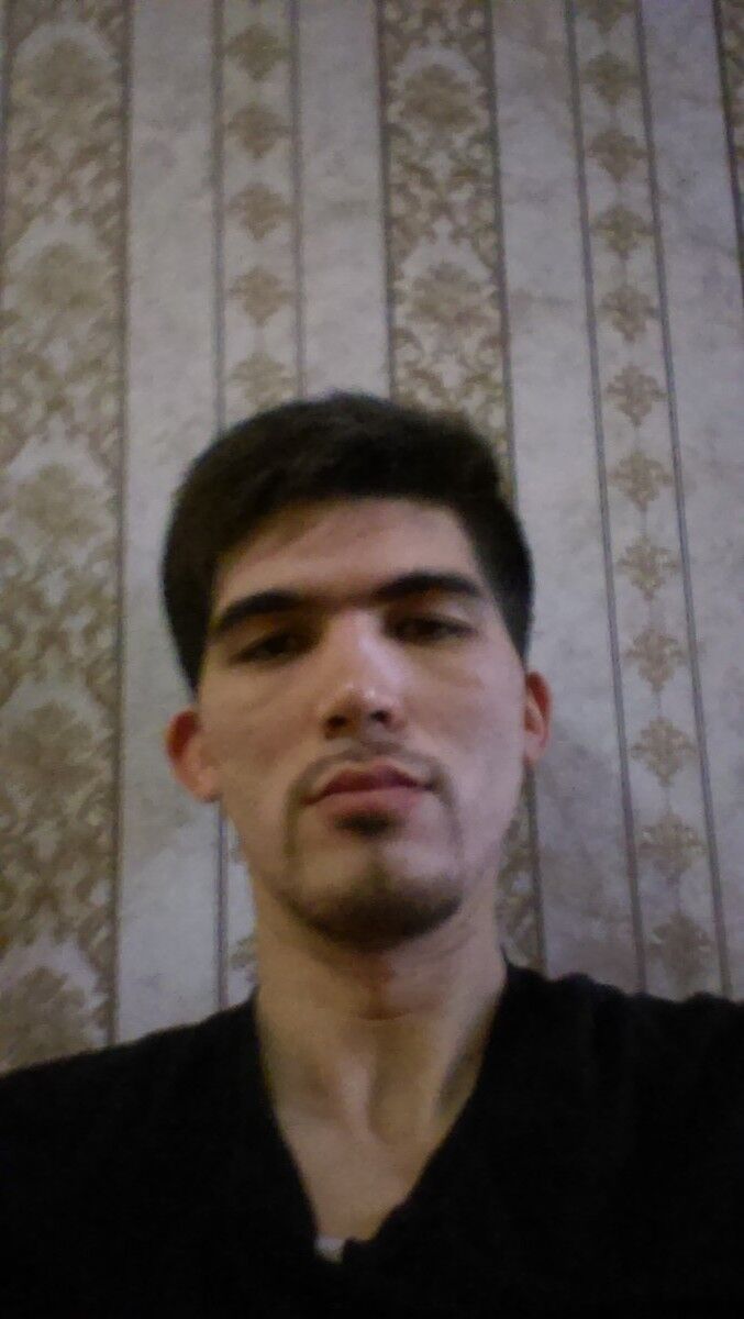  ,   Hojiakbar, 32 ,   ,   , c 