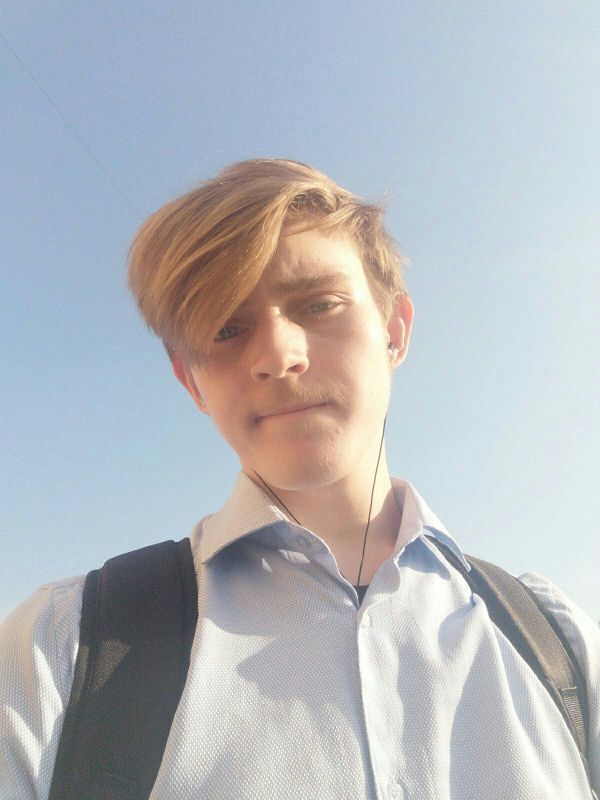  ,   Kolya, 21 ,   