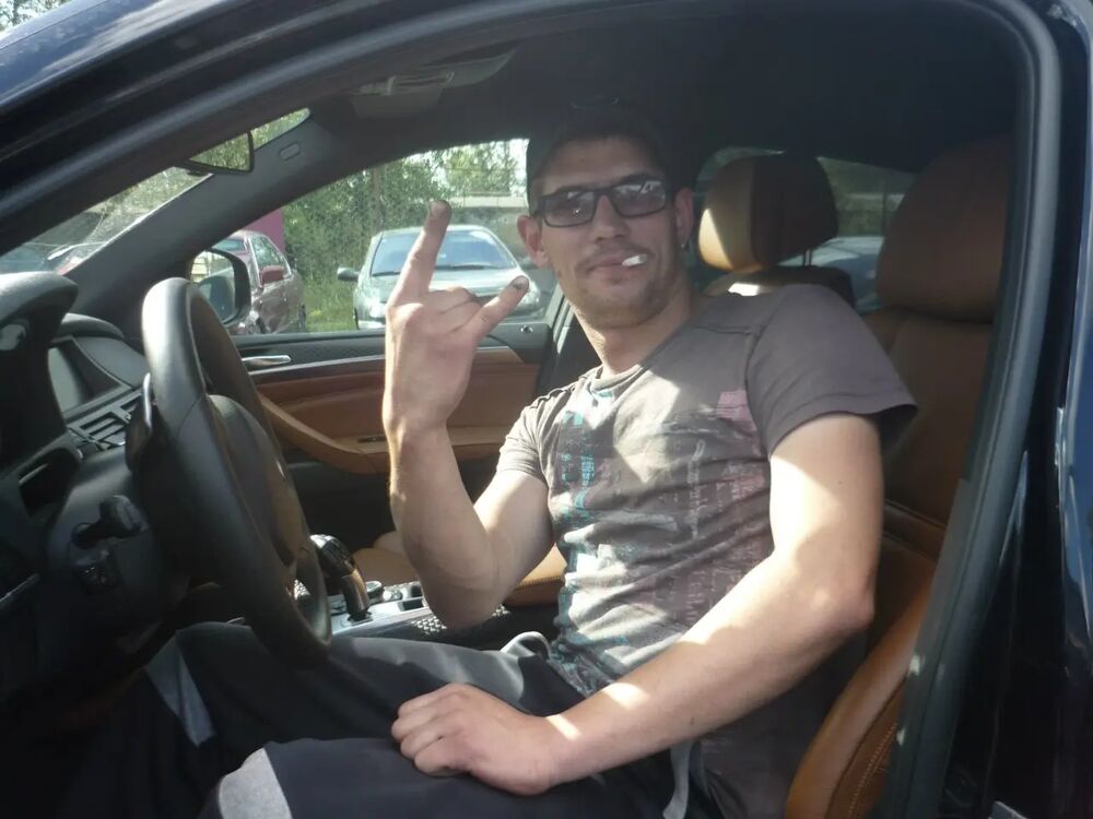  27581141  , 40 ,    -