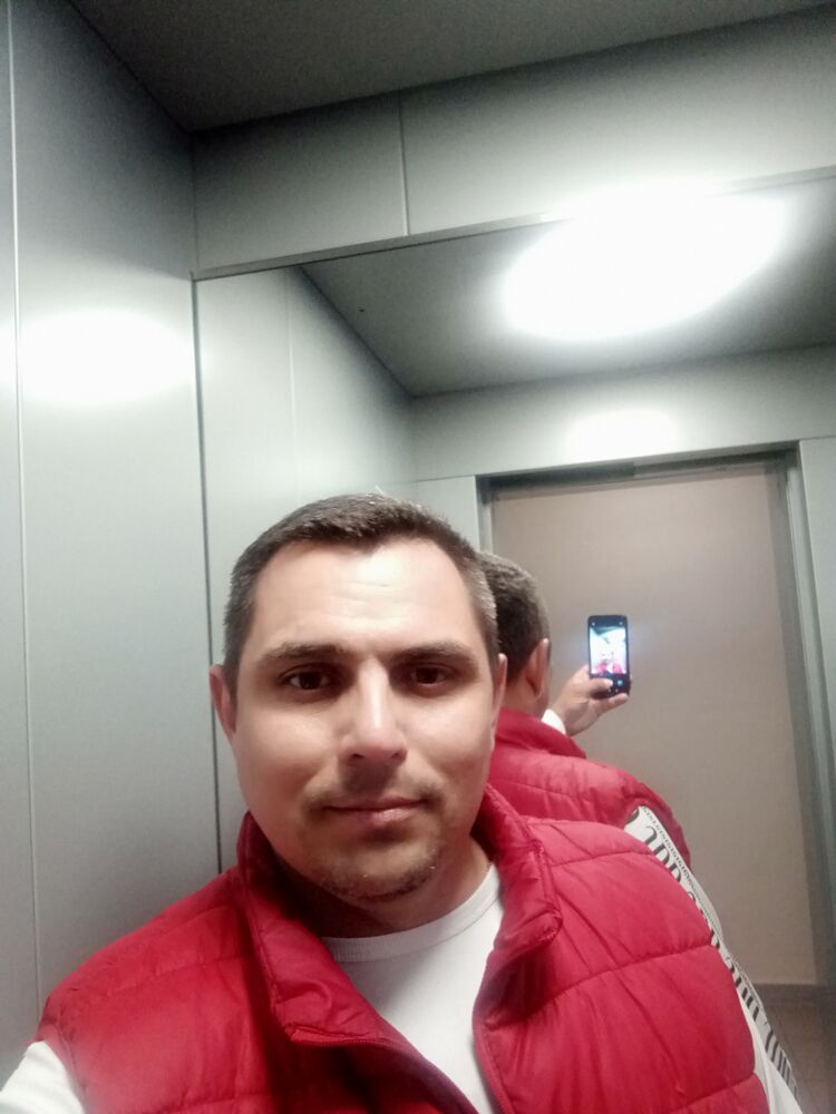  45708431  , 44 ,    