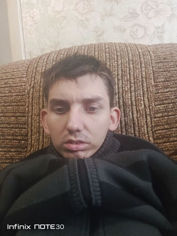  53826111  Sasha, 19 ,    