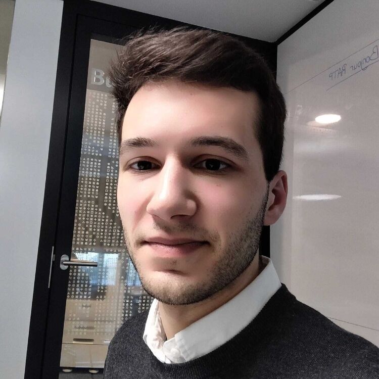  Palais-Bourbon,   Eduard, 27 ,   ,   