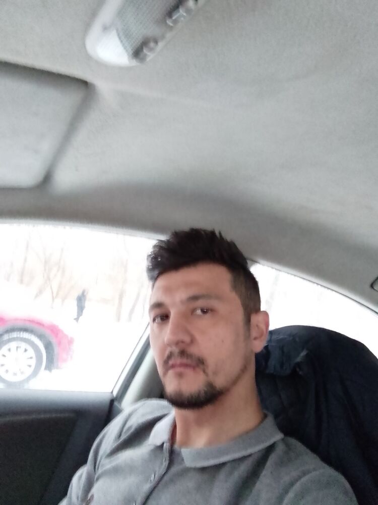  ,   Ali, 26 ,   ,   