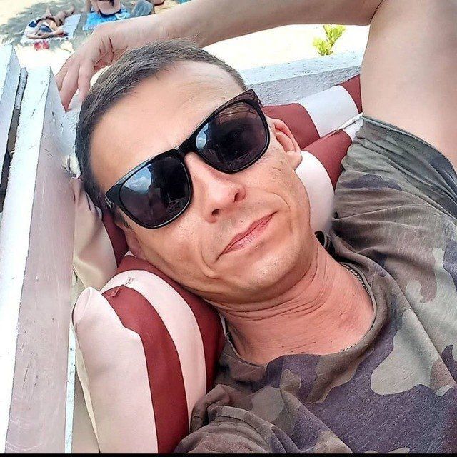  ,   Andrey, 40 ,   ,   