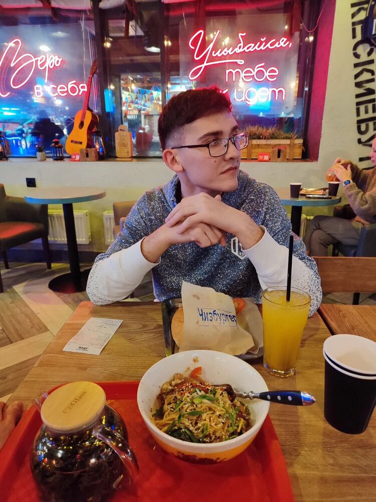  52669541  , 21 ,    -