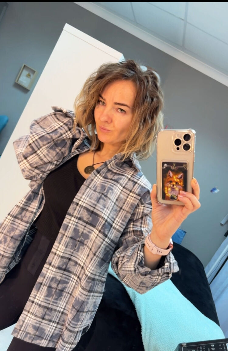  ,   Mila, 37 ,     , c 