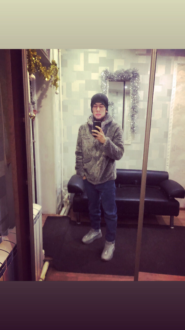  36476121  Muhammadjon, 23 ,    