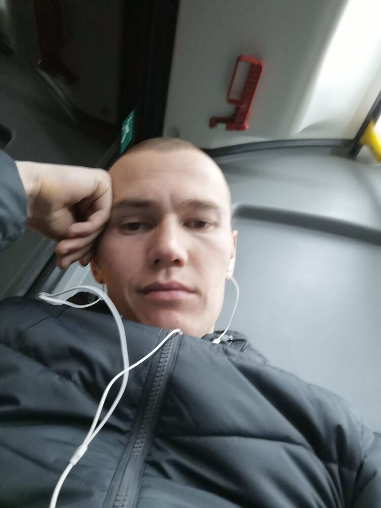  21144401  , 32 ,    