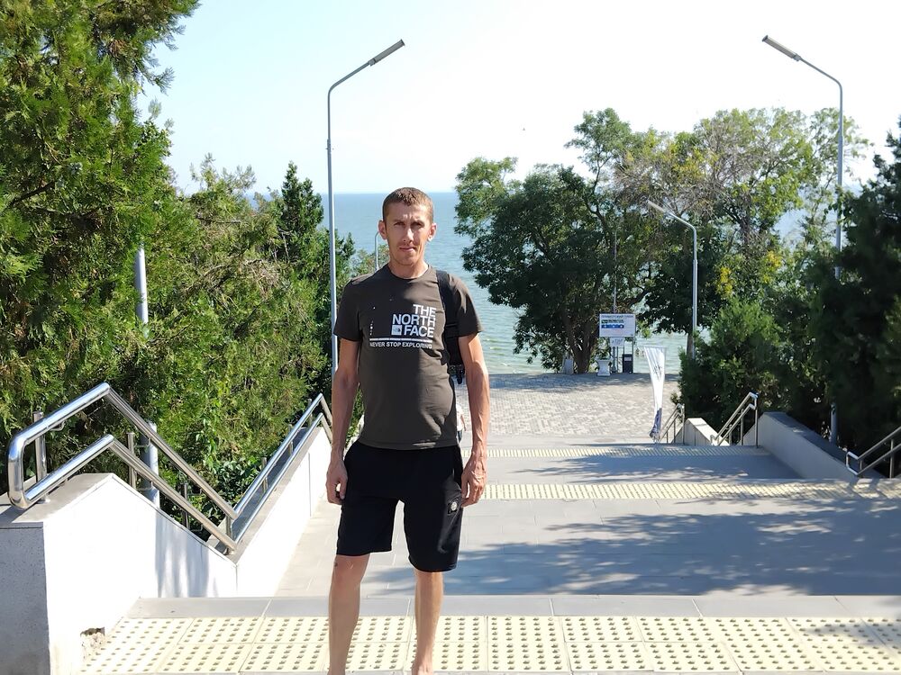  ,   Nikolay, 33 ,   ,   