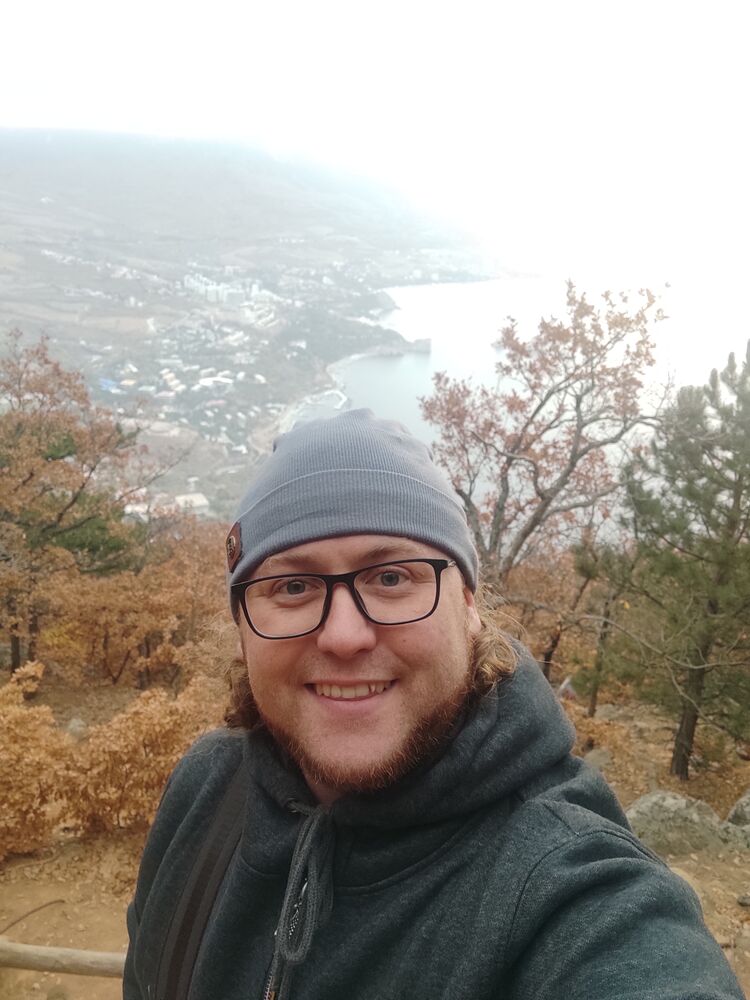  ,   Bogdan, 32 ,   ,   