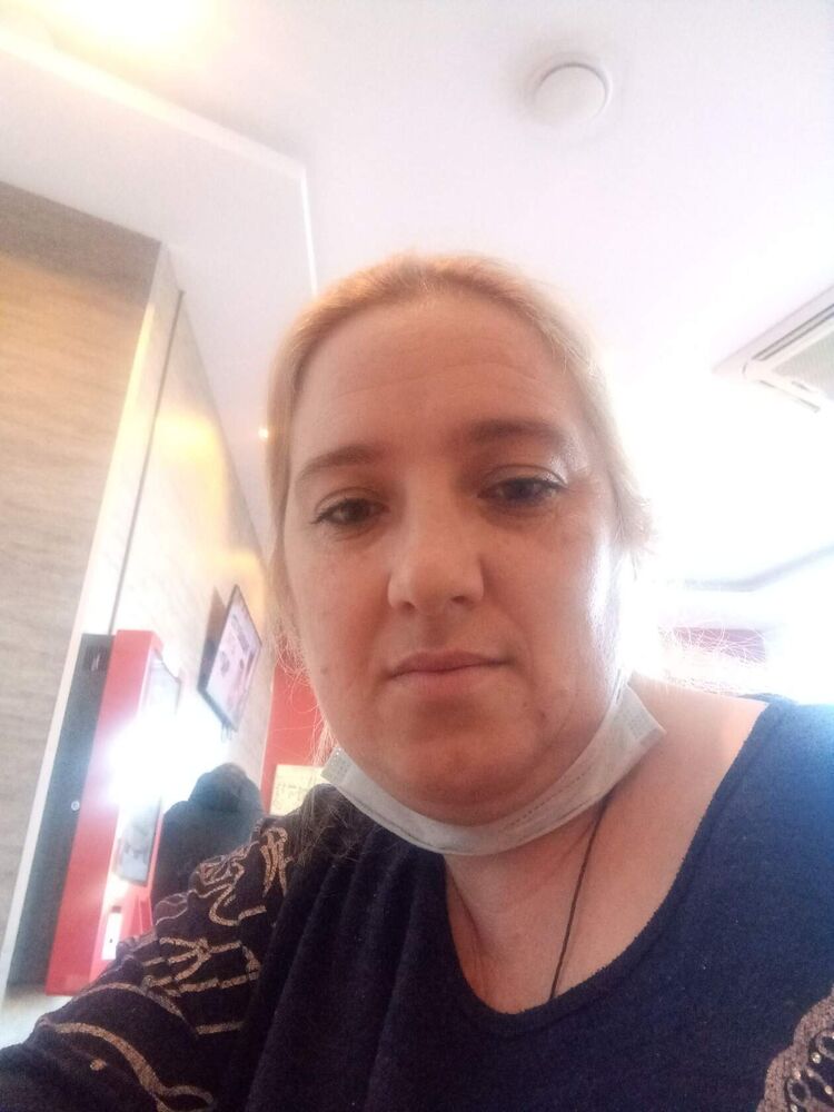  --,   , 40 ,   