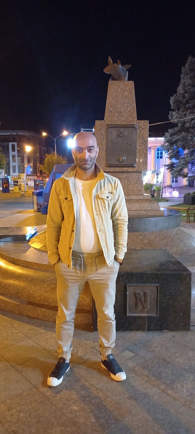   ,   , 37 ,     