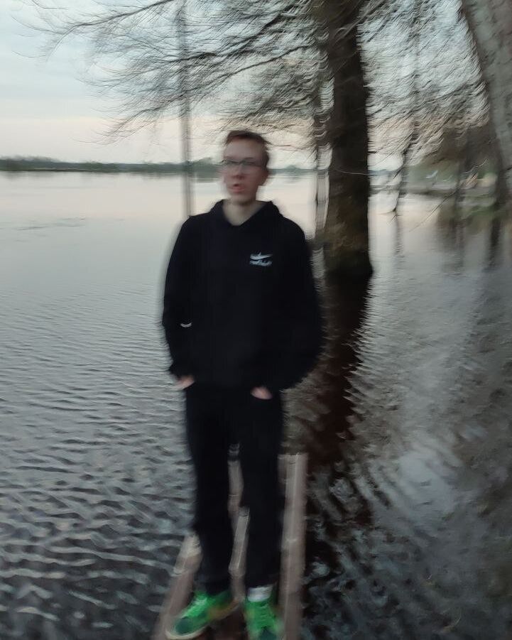  46468071  , 19 ,    