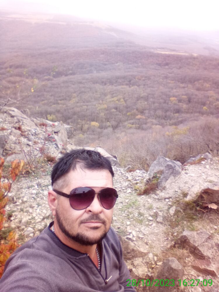  41542361  Stiven, 45 ,     