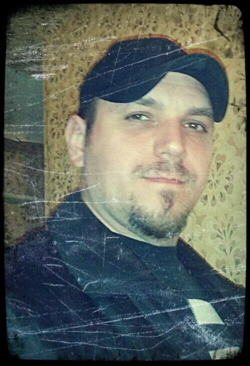  6210621  Alex, 49 ,    
