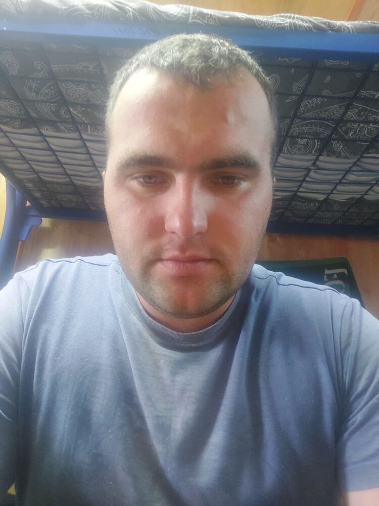  ,   Boris, 27 ,   ,   , c , 