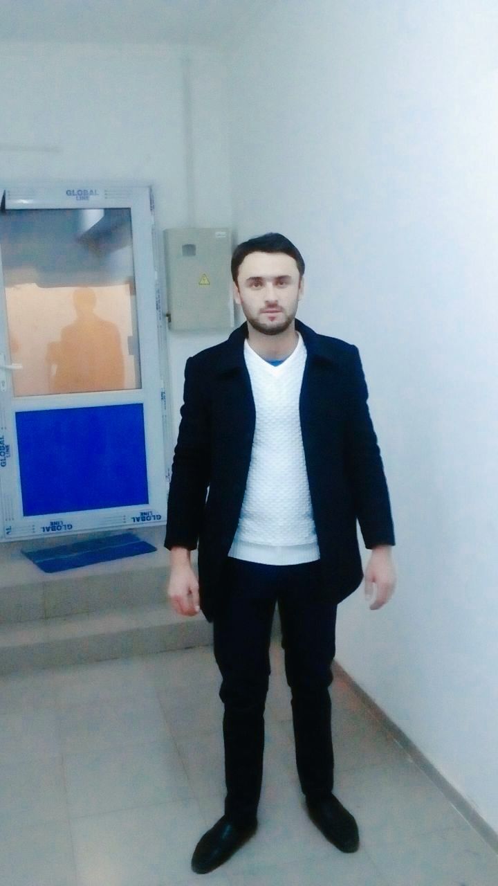  33431581  , 32 ,    