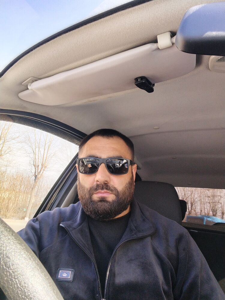  ,   Alex, 38 ,   ,   