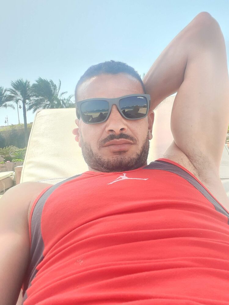  49049751  , 45 ,    Al Ghardaqah