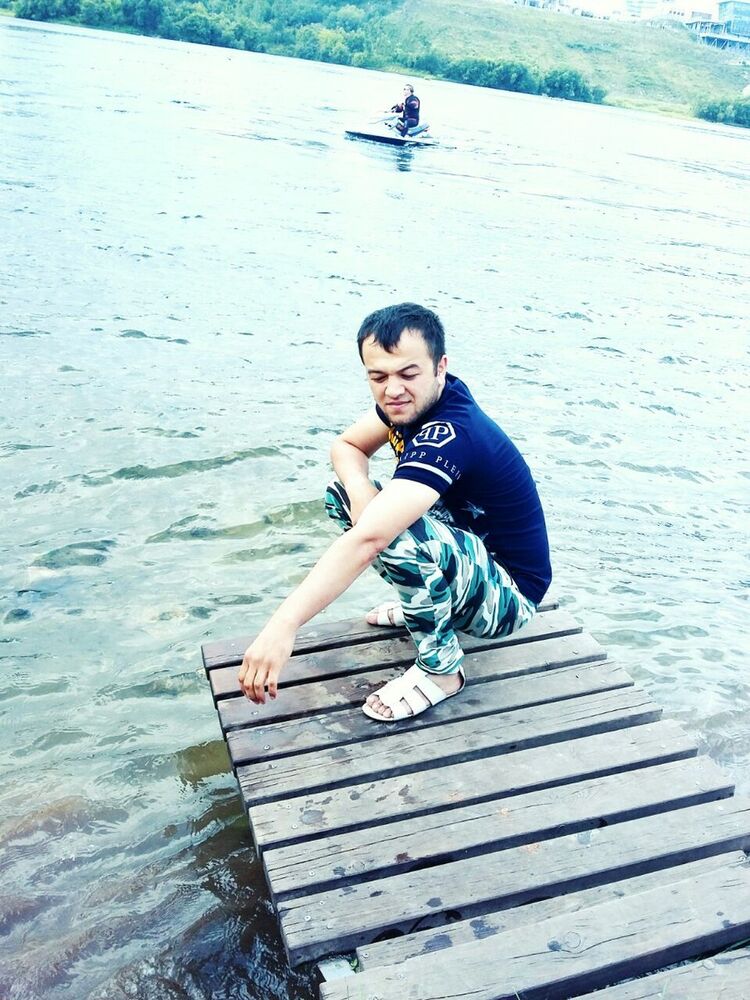  7885621  Izzatullo, 33 ,    