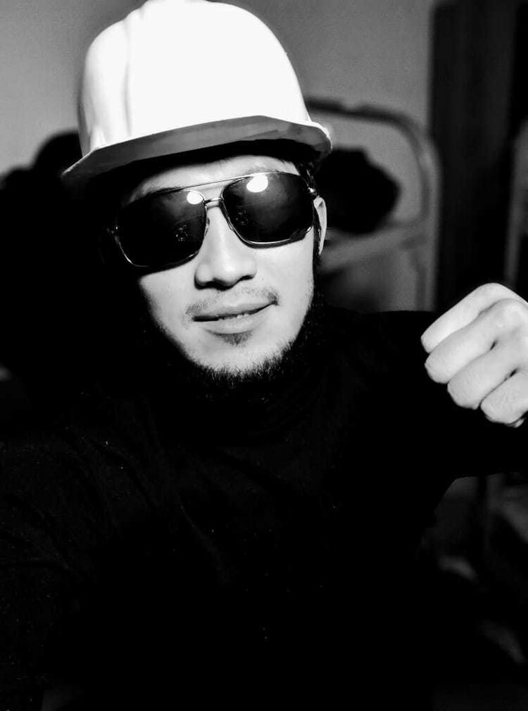  19727071  Amin, 28 ,    