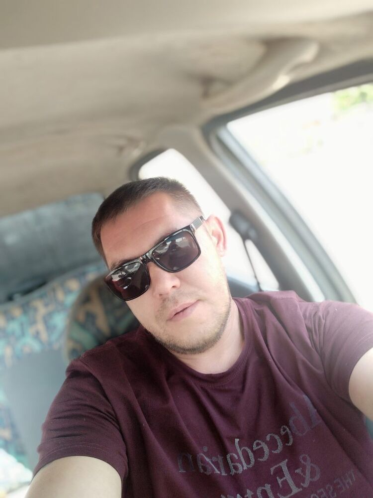  ,   Freedom, 43 ,   ,   , c , 