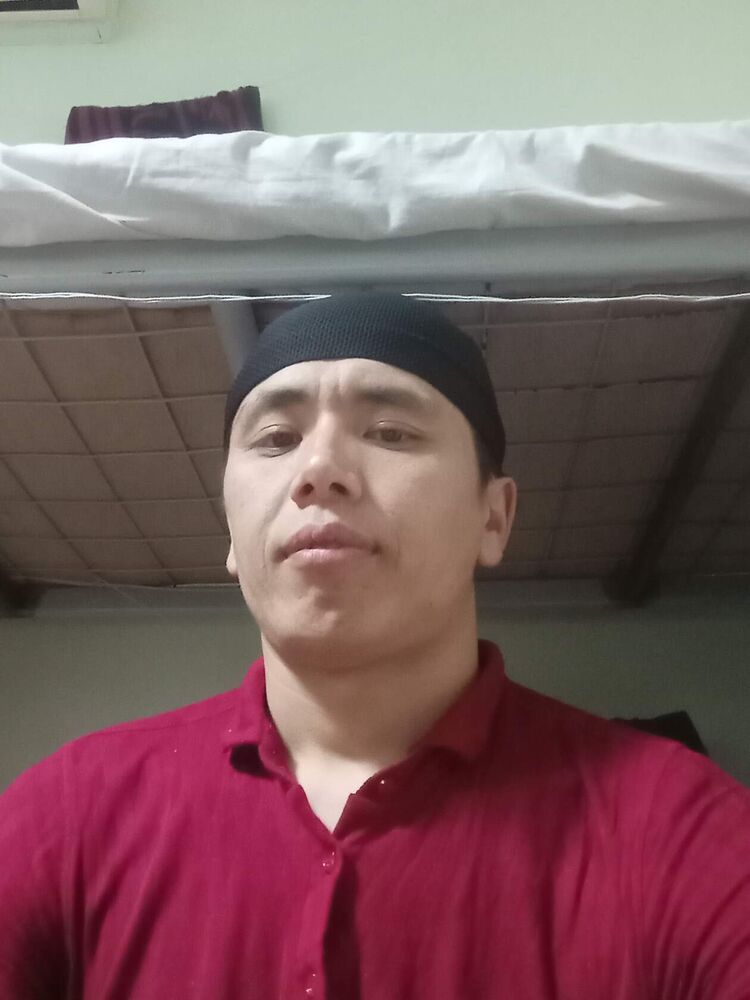  ,   Axmadjon, 32 ,   ,   