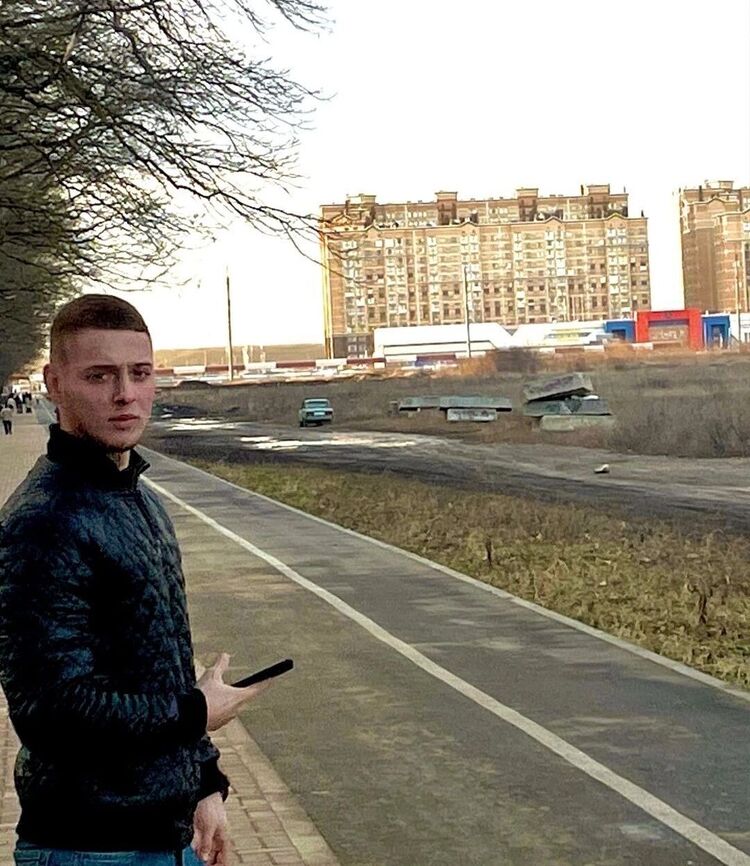  29435561   , 28 ,    