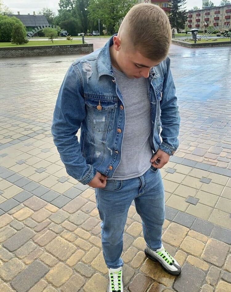 39665881  , 26 ,    