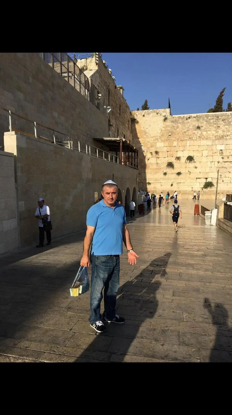  47461041  Ramaz, 51 ,    Holon