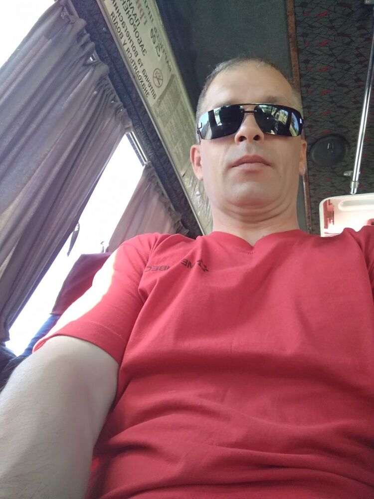  ,   Vasil, 47 ,   ,   , c 