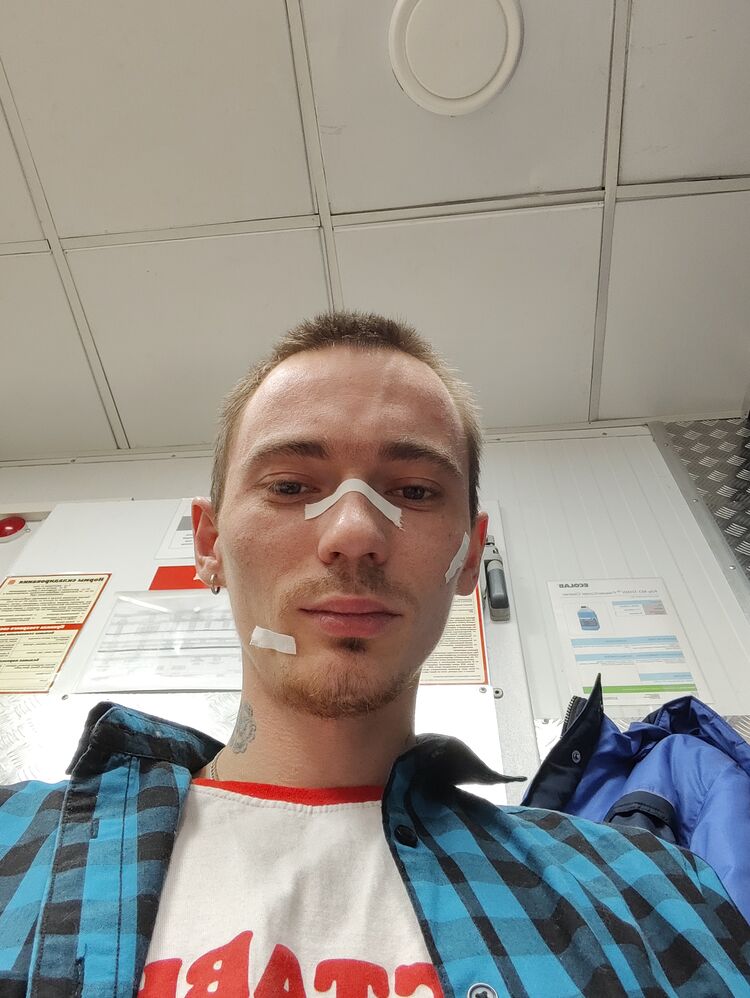  45285321  , 27 ,    