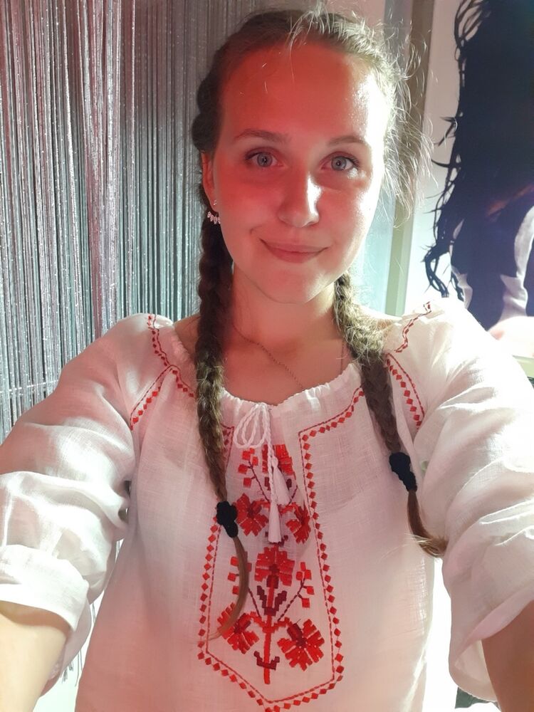  ,   Asya, 25 ,   ,   , c 