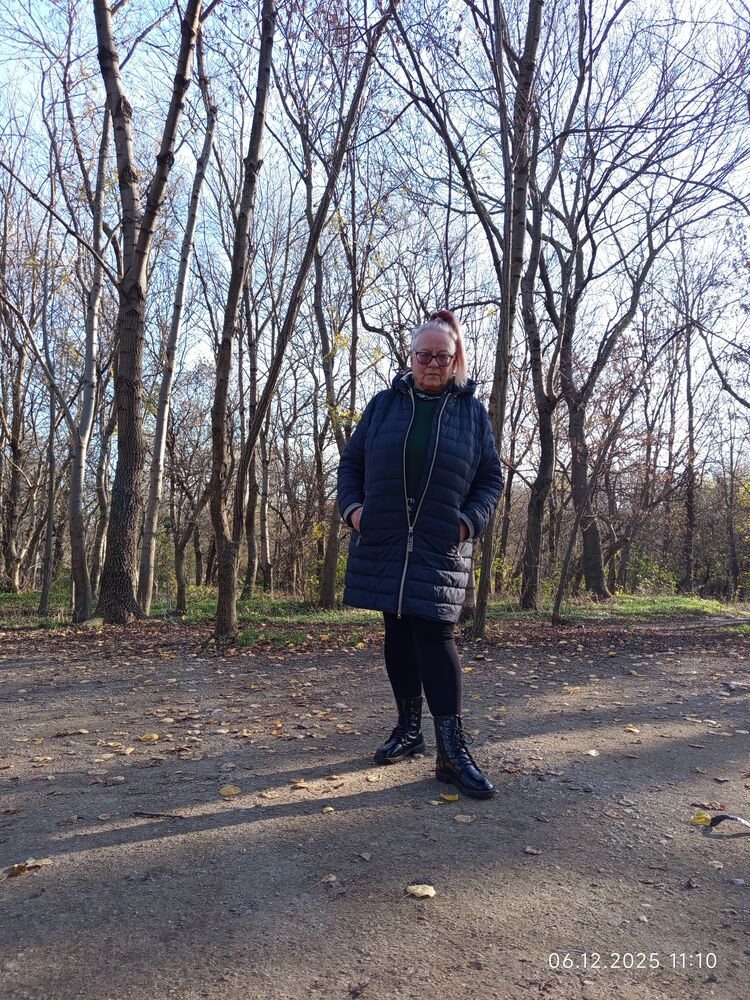  54748281  Olga, 55 ,    